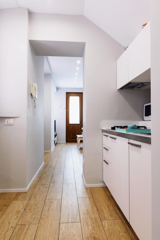 Lora Luxury House Apartment โกโม ภายนอก รูปภาพ